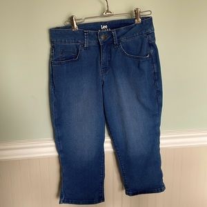 Lee Riders Capri Pants. 6M Never Worn